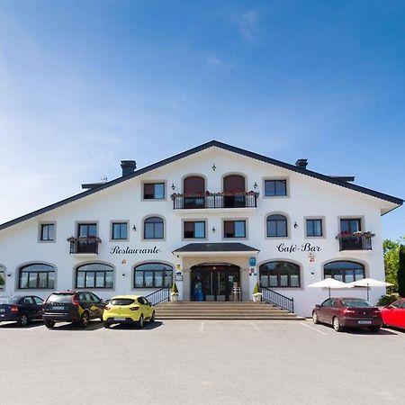 Hostal Restaurante O'Cadaval Frades Εξωτερικό φωτογραφία