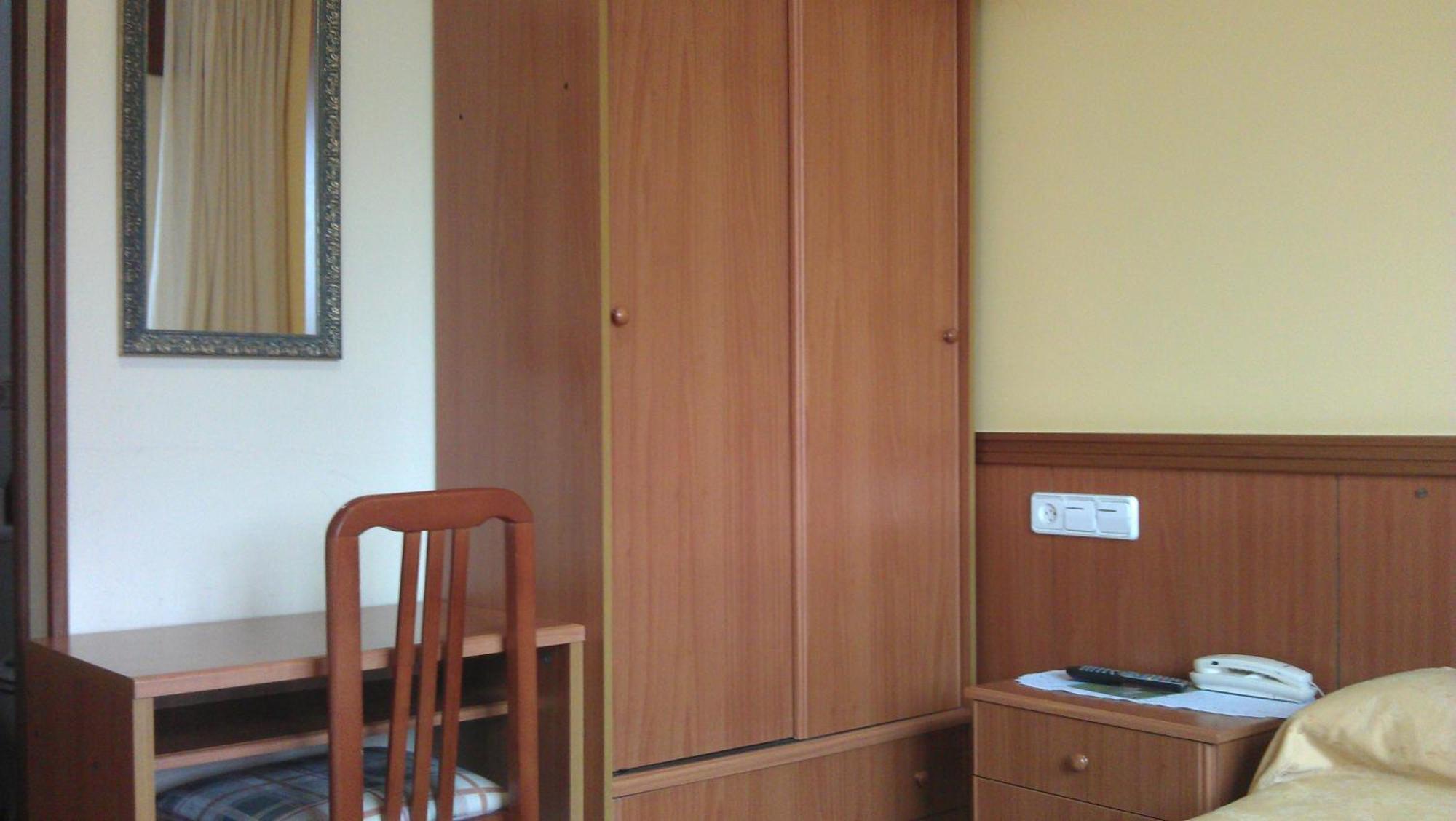 Hostal Restaurante O'Cadaval Frades Δωμάτιο φωτογραφία